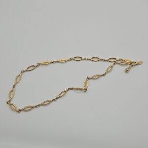 Sarah Coventry Gold Leaf Necklace